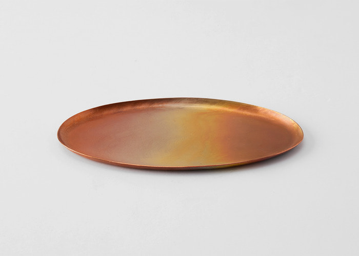 HAMMERED TRAY. IRREGULAR OVAL (M).COPPER