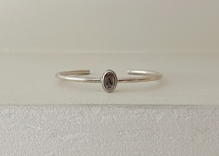 [order made] oval initial cuff